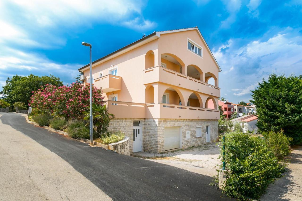 Apartmani Luka Kornić Εξωτερικό φωτογραφία