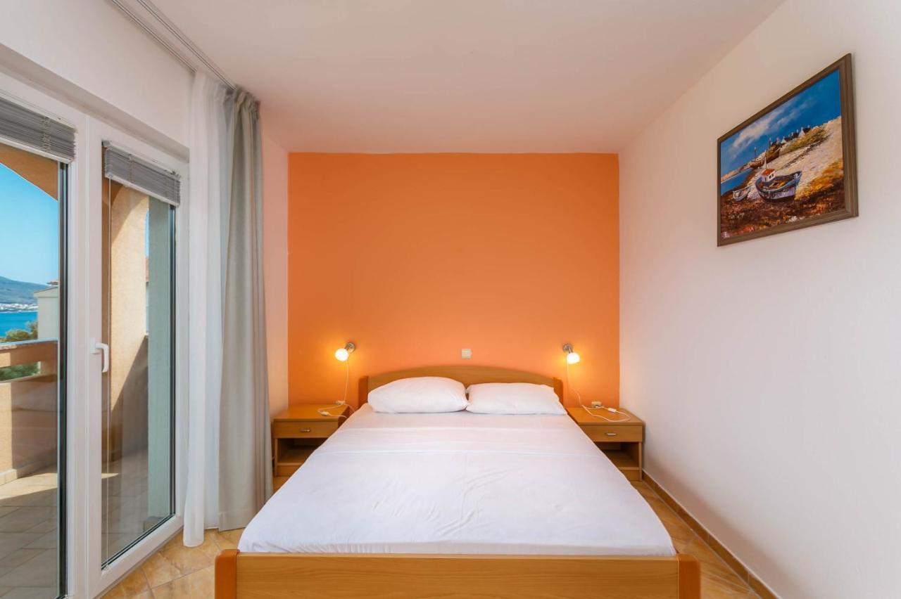 Apartmani Luka Kornić Εξωτερικό φωτογραφία