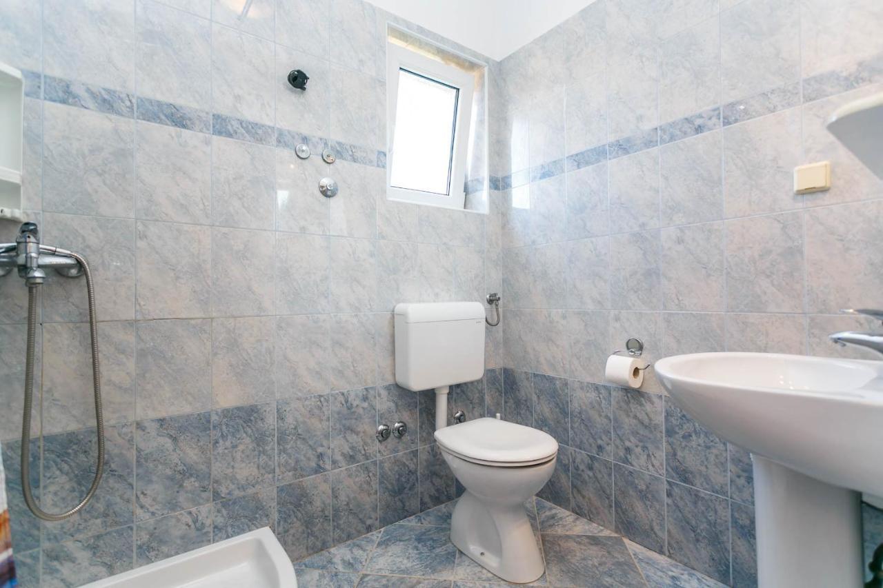 Apartmani Luka Kornić Εξωτερικό φωτογραφία